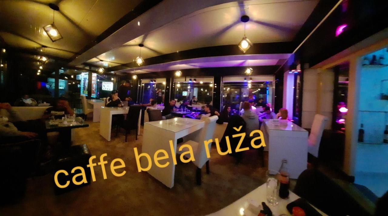 Bela Ruza Hotel Belgrad Exterior foto