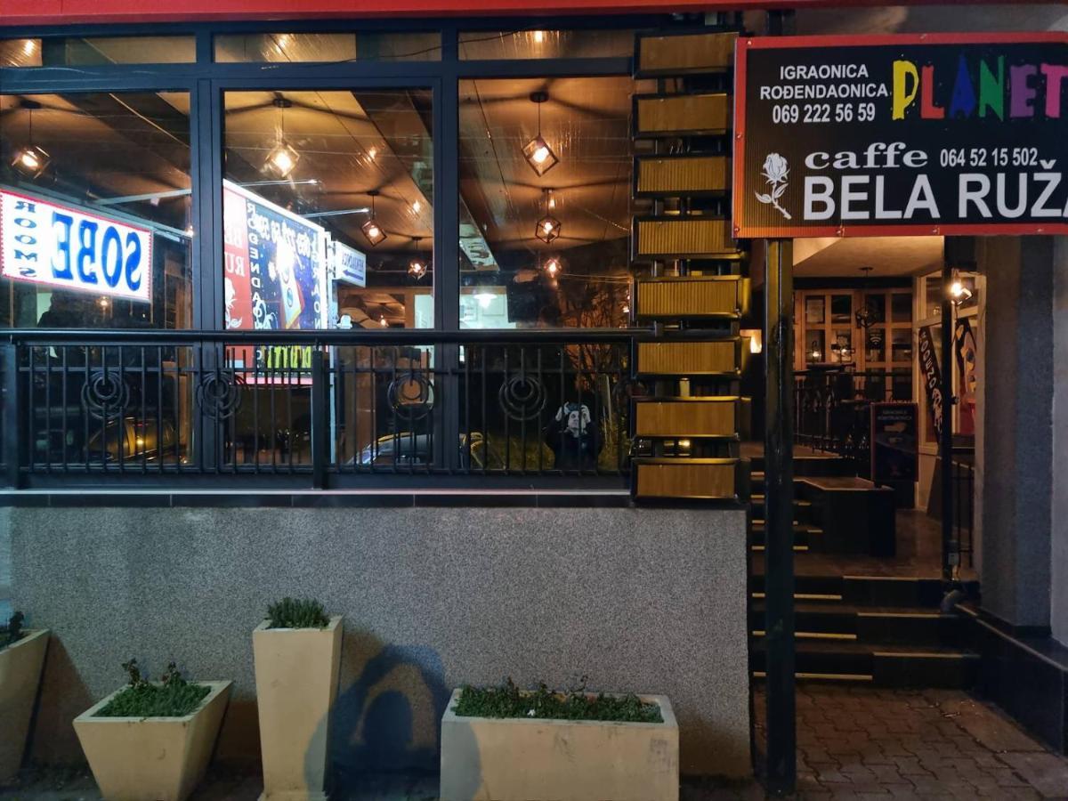 Bela Ruza Hotel Belgrad Exterior foto